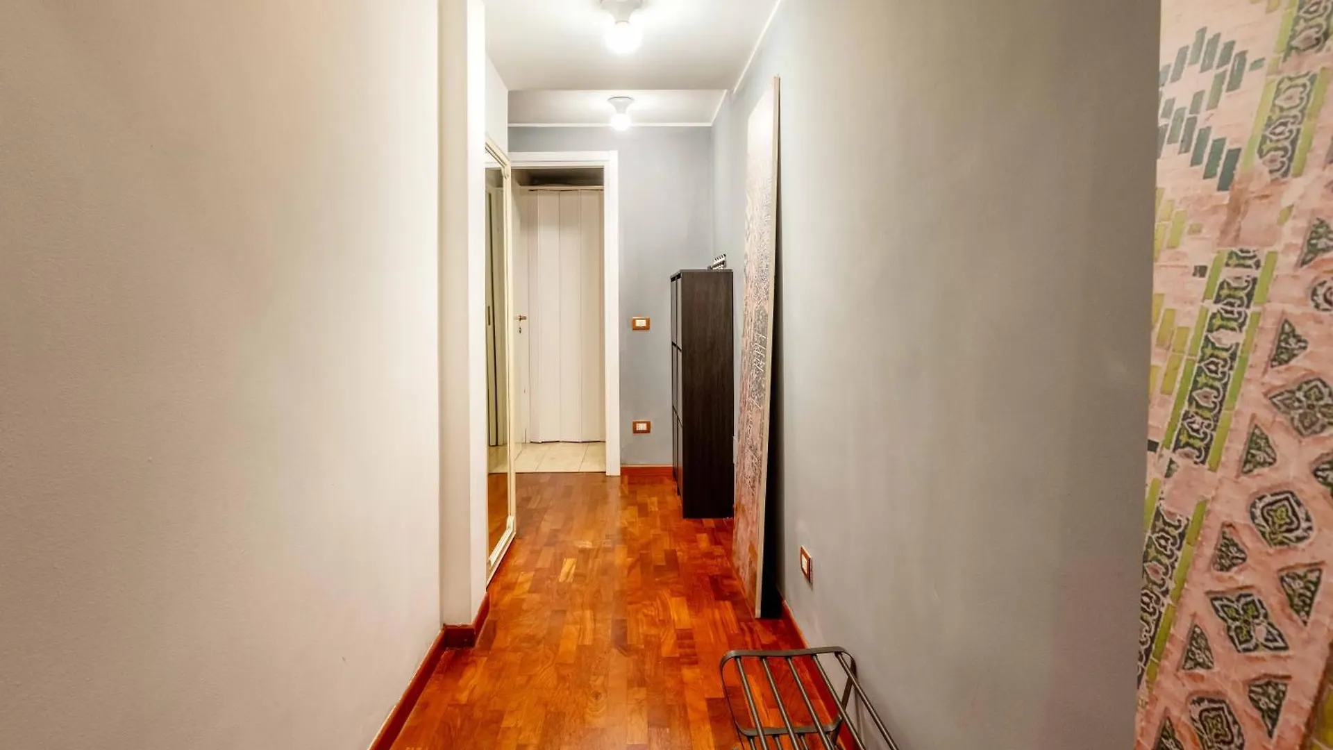 One Bedroom Apartment With Terrace Near Duomo Милан 0*,  Италия