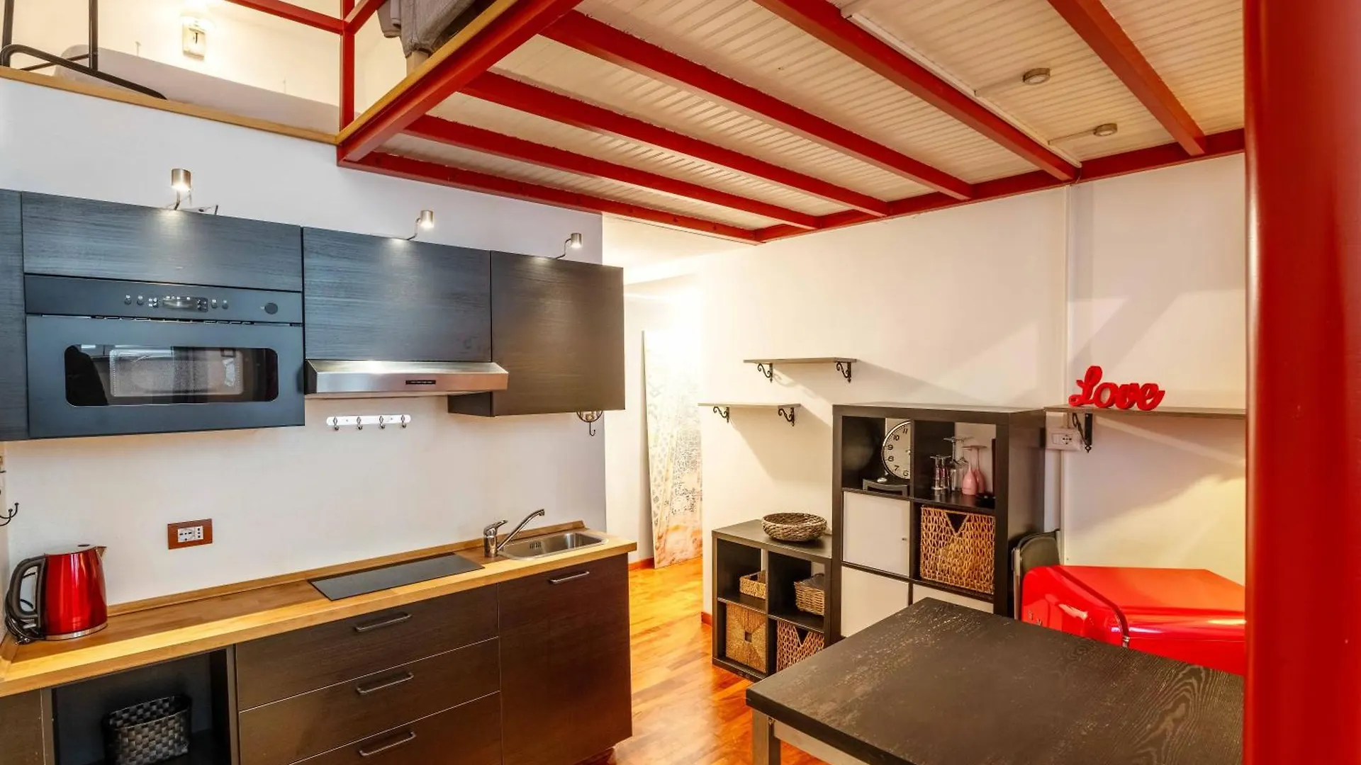 One Bedroom Apartment With Terrace Near Duomo Милан 0*,