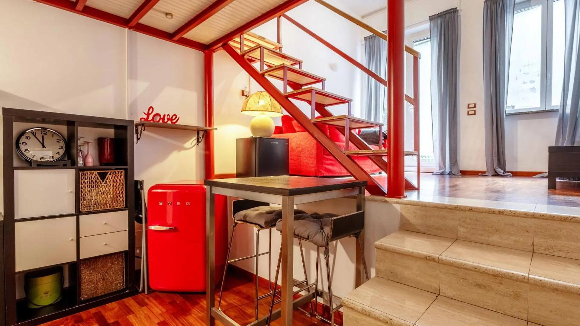 One Bedroom Apartment With Terrace Near Duomo Милан Италия